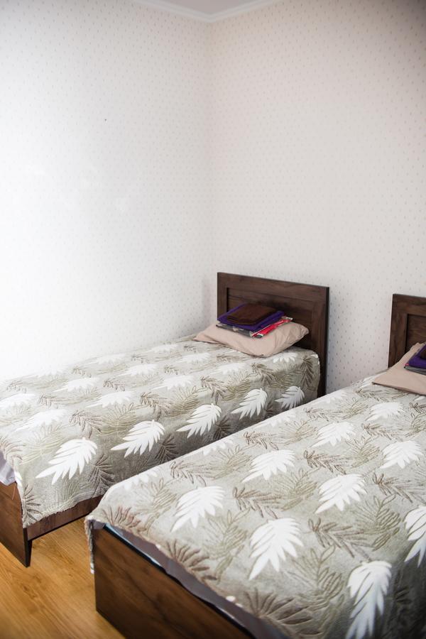 Family Hostel Minsk Buitenkant foto