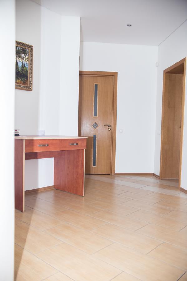 Family Hostel Minsk Buitenkant foto
