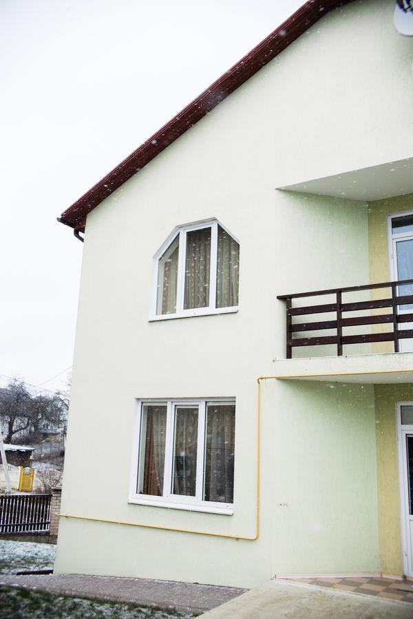 Family Hostel Minsk Buitenkant foto