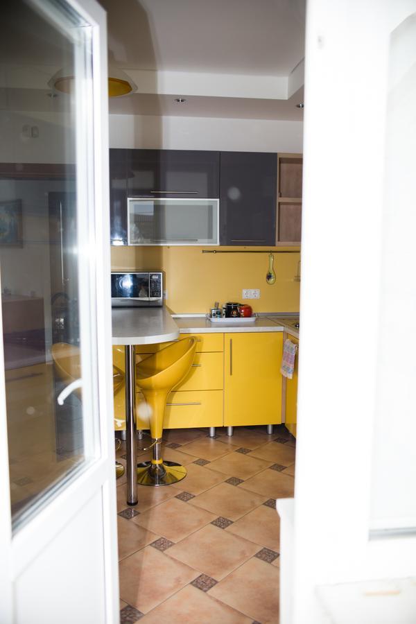 Family Hostel Minsk Buitenkant foto