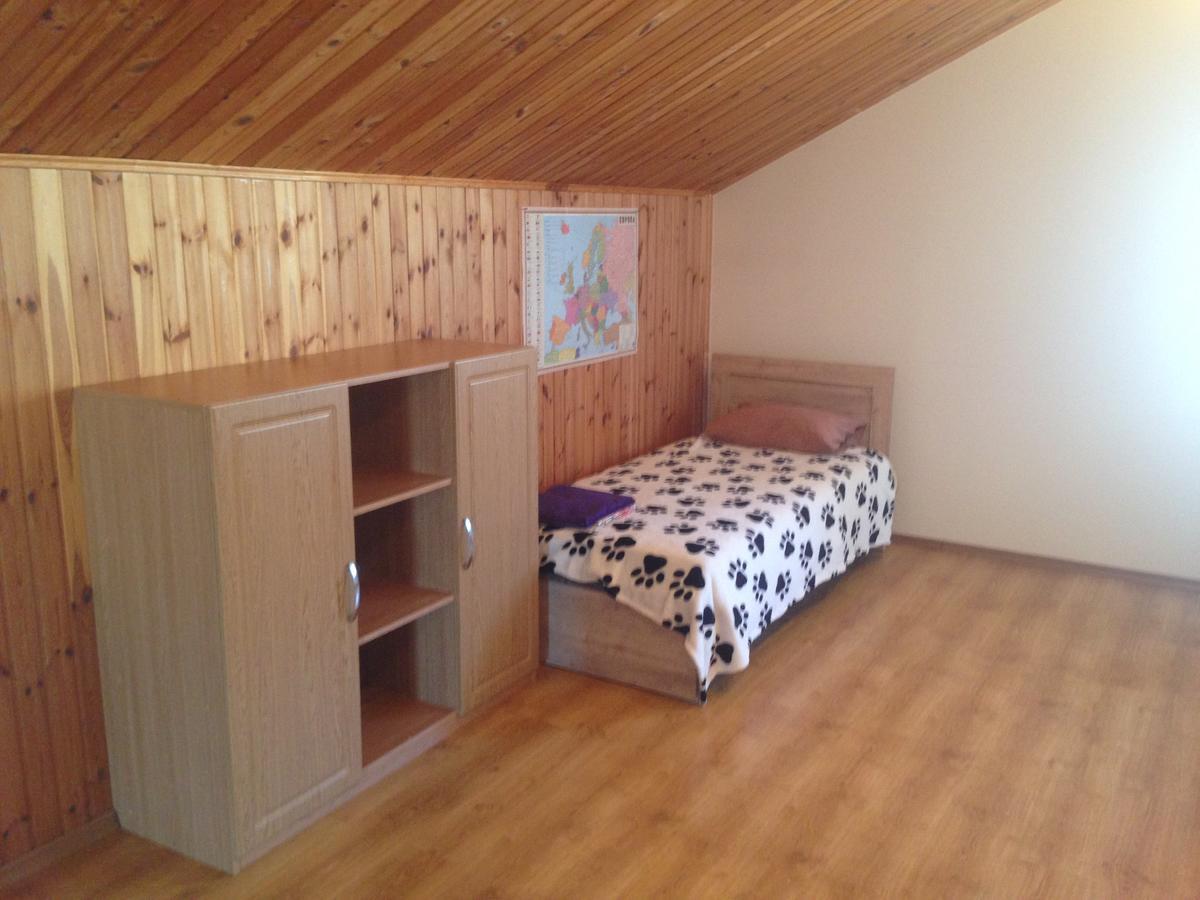 Family Hostel Minsk Buitenkant foto